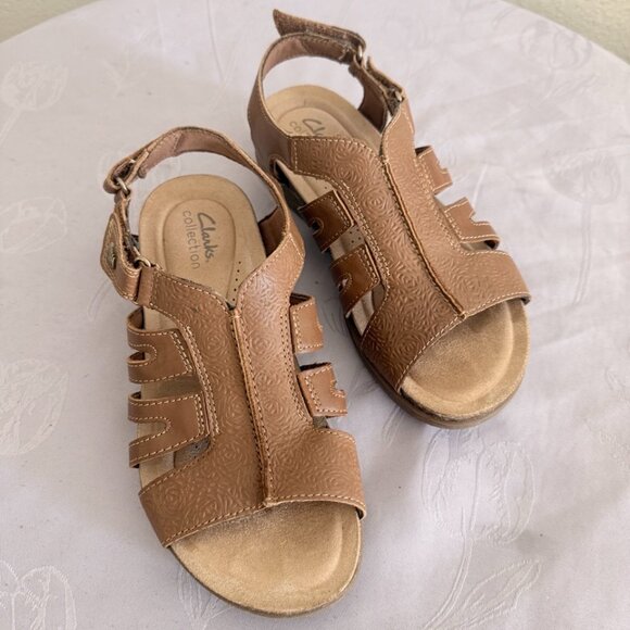 Clarks April Belle Ultimate Comfort Leather Sandals Tan Medium Womens Size 6.5 - Picture 3 of 6